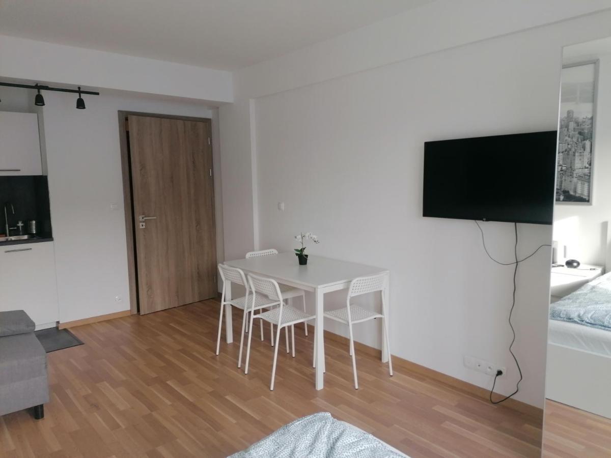 Brand New Studio Apartment # 45 With Free Parking In The City Center Praga Exterior foto