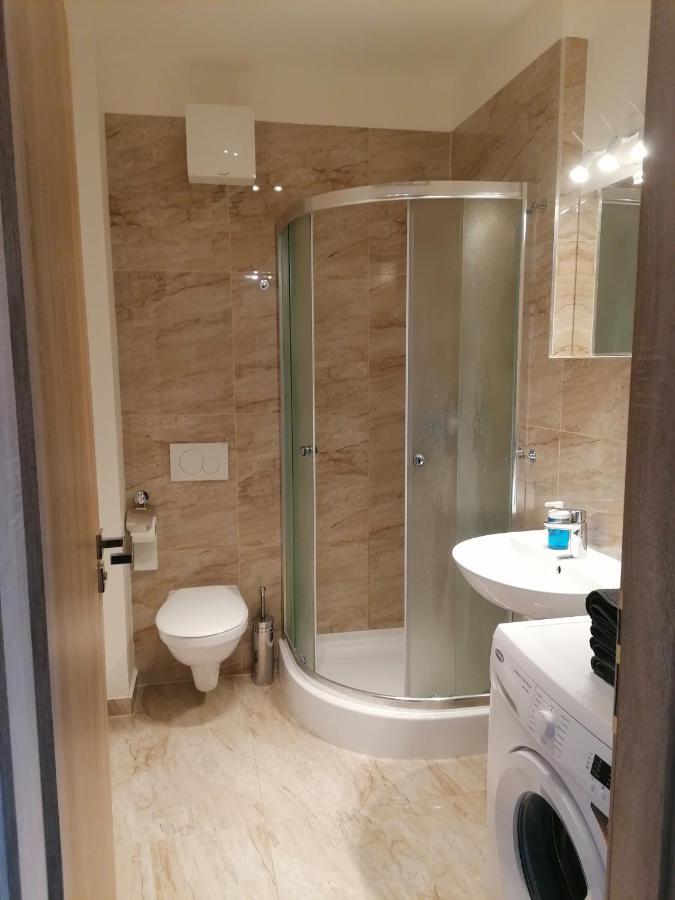 Brand New Studio Apartment # 45 With Free Parking In The City Center Praga Exterior foto